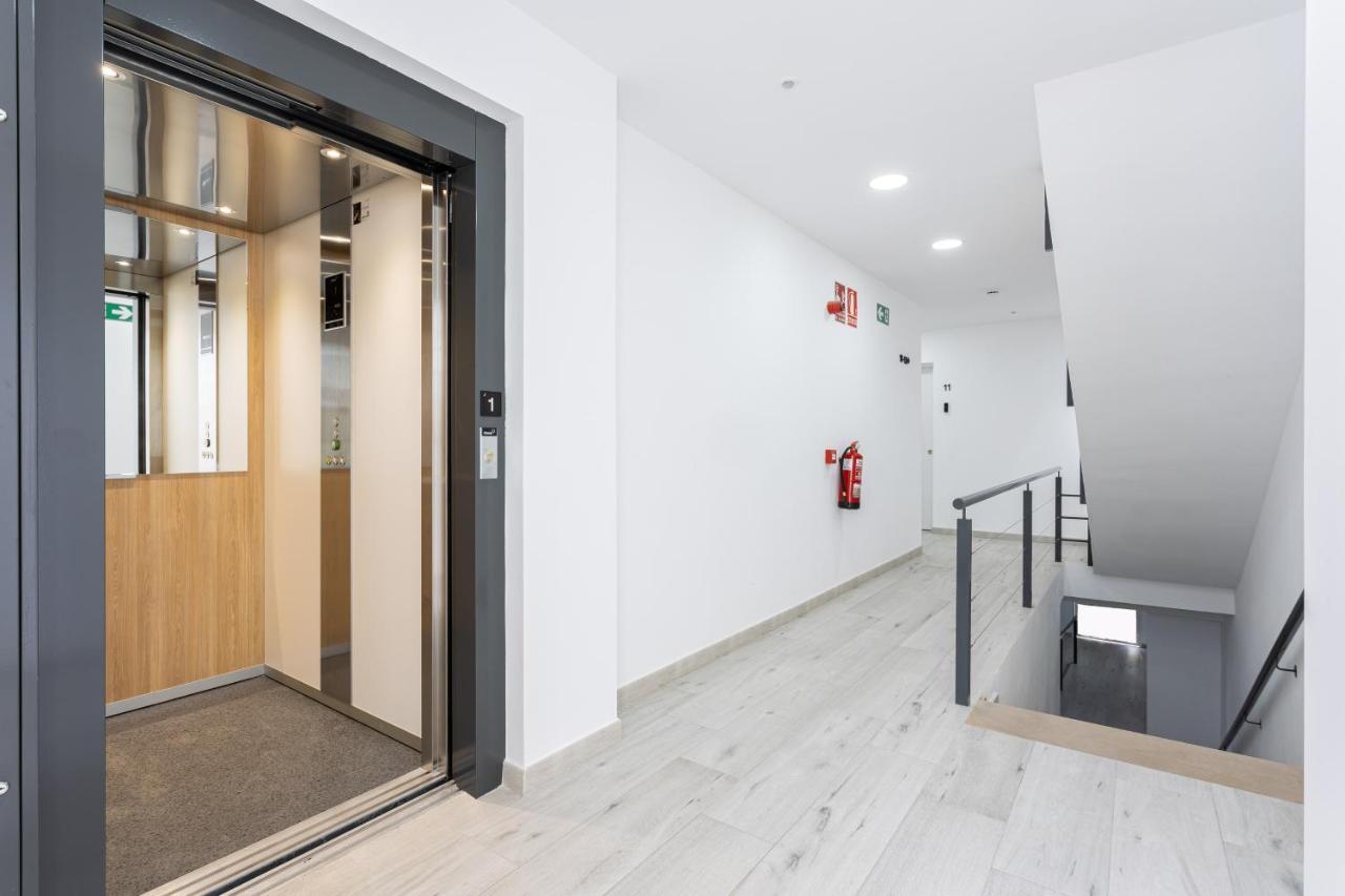 Apartamentos La Pelusa Malaga Zewnętrze zdjęcie